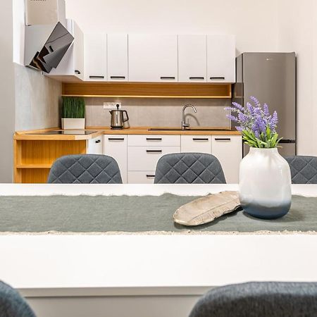 Deluxe Kazincy Apartment In The Heart Of Budapest Extérieur photo