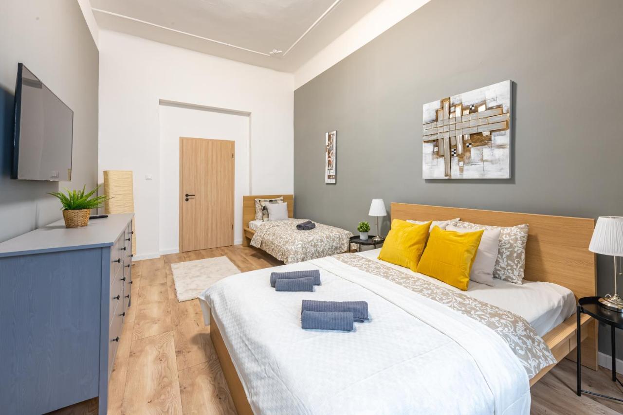 Deluxe Kazincy Apartment In The Heart Of Budapest Extérieur photo